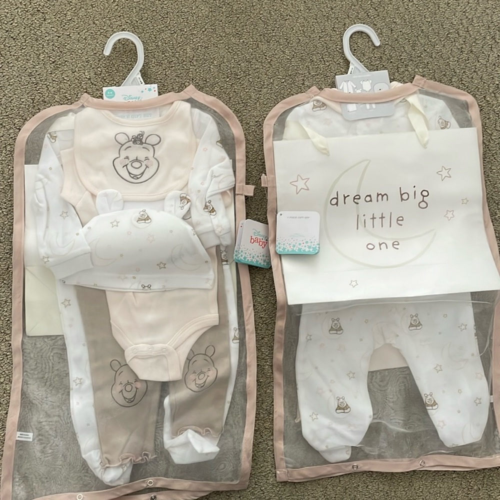 COPY - Winnie the Pooh seven piece gift set.